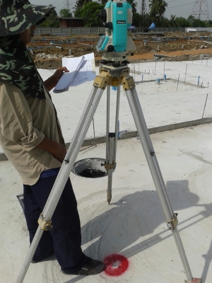 รับงานสำรวจเพื่อการก่อสร้าง ด้วยกล้องTotal station ติดต่อ คุณจรัญเจริญ (โจ) 081-7539527