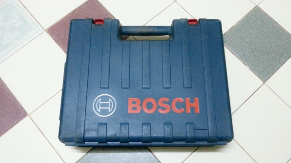 ขายสว่านไฟฟ้าระบบโรตารี่ยี่ห้อBOSCHรุ่นGBH2-26DE ทำงานได้3ระบบสภาพสวยๆครับ