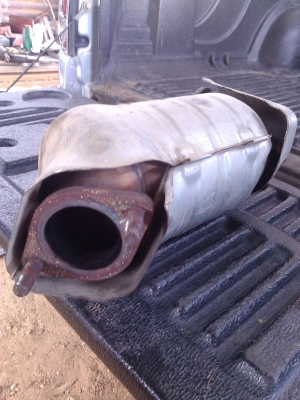 ต้องการขายท่อแคส มิซูบิชิ ไทรตั้น