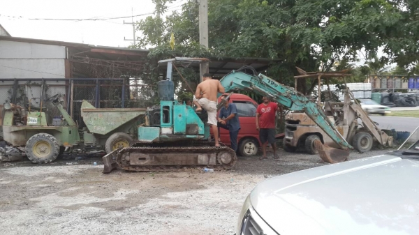 ขายเหมาราคาถูก แม็คโค ดั้มเปอร์ โฟคลิฟย์ ซูบูรุ รายละเอียดโทรสอบถาม