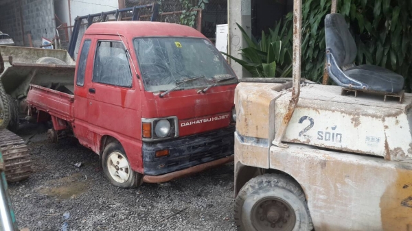 ขายเหมาราคาถูก แม็คโค ดั้มเปอร์ โฟคลิฟย์ ซูบูรุ รายละเอียดโทรสอบถาม