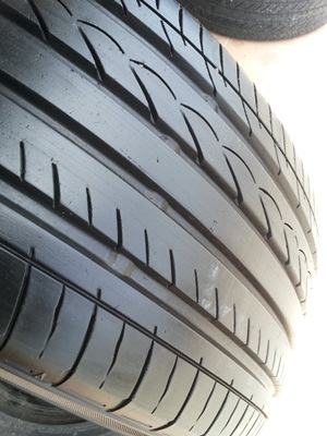 ขายยาง215/55/16 ปี 11/2เส้นปี12/2เส้น YOKOHAMA ADVAN 1 ชุด