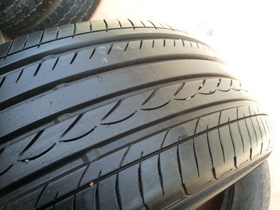 ขายยาง215/55/16 ปี 11/2เส้นปี12/2เส้น YOKOHAMA ADVAN 1 ชุด