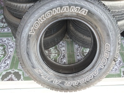 ขายยาง245/70/16 ปี 3611 YOKOHAMA GEOLANDAR AT 1 ชุด