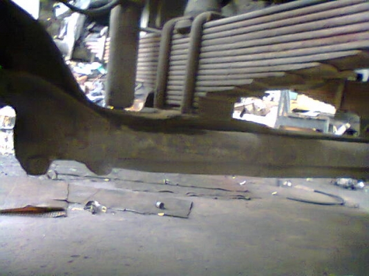 ขายคานหน้า HINO ZUMO 227 ยังอยู่บนรถครับ(ไม่ให้แหนบ) ขาย18,000บาท 0892095791(บอย) เอาแหนบด้วย 25,000บาท