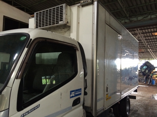 ขายตู้เย็นถอดลงจาก 6 ล้อ มือสองสภาพดีจากญี่ปุ่น