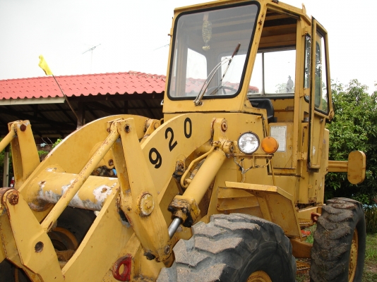 ขายรถตัก CAT-920 สภาพสวยนางฟ้า ราคาเบาๆ สนใจติดต่อ 081-9485494