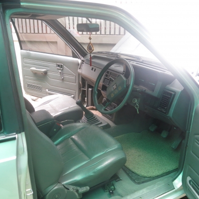 ขาย mazda b2500 เดิม สวย ราคาต่อลองได้