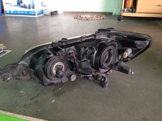 ขายไฟหน้าซีเดียญี่ปุ่น