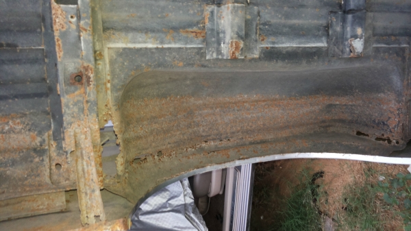 กระบะท้ายอีซุซุดรากอนปี2000รุ่นมือเปิดกลางแท้ กระบะท้ายอีซุซุดรากอนปี2000รุ่นมือเปิดกลางแท้