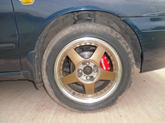 ขายด่วน Nissan Presear 2.0 Auto  ปี 97แก๊ส LPG ราคา 60,000