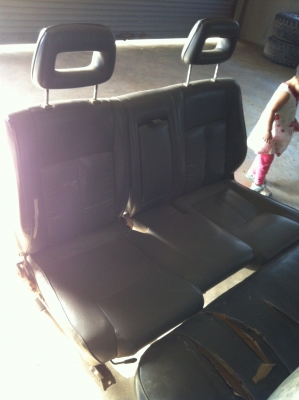 เบาะโซฟา นิสสันบิ๊กเอ็ม หัวเดี่ยว