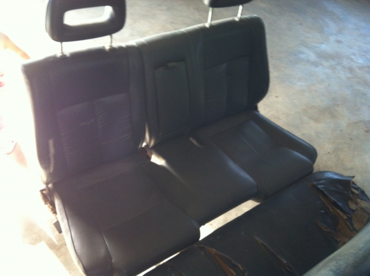 เบาะโซฟา นิสสันบิ๊กเอ็ม หัวเดี่ยว