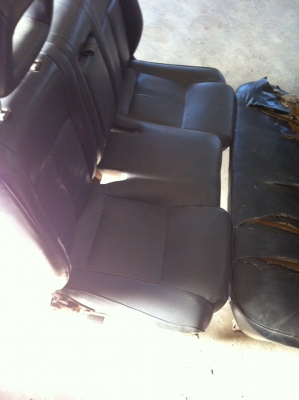 เบาะโซฟา นิสสันบิ๊กเอ็ม หัวเดี่ยว