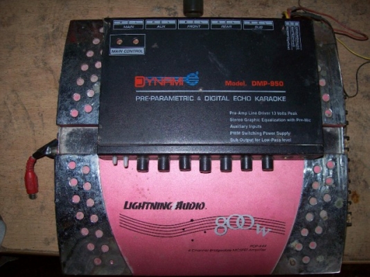 เครื่องเสียงติดรถยนตร์สภาพดี เสียงดี สดใส เบสอิ่มแน่น ราคาแสนถูก