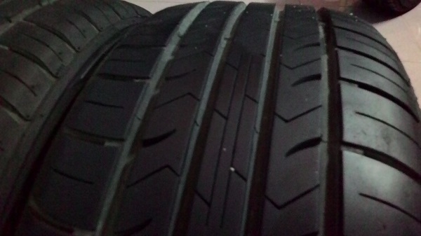 ยาง 205/45/16 ปี12 สวยๆ2เส้น