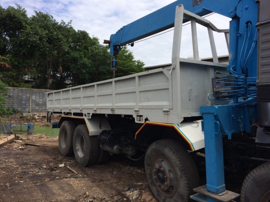 ฮีโน่เปอเฟีย12ล้อดั้มติดเครน5ตันรถสวยพร้อมใช้ครับ