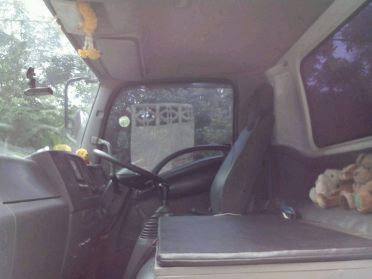 ISUZU FRR มือหนึ่งออกห้าง  ขายสด 980,000 บาทค่ะ