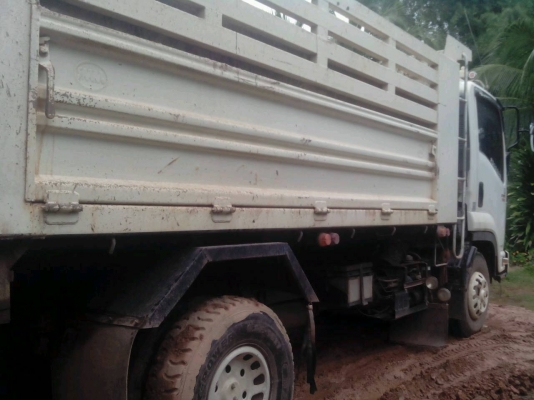 ISUZU FRR มือหนึ่งออกห้าง  ขายสด 980,000 บาทค่ะ