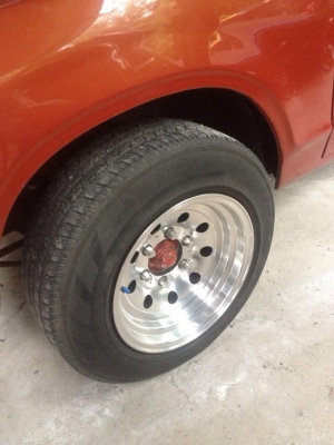 ขาย Datsun 620 ช้างเหยียบ 4ขอ ไฟนอน สีสวยไม่มีผุ 79000 บาท