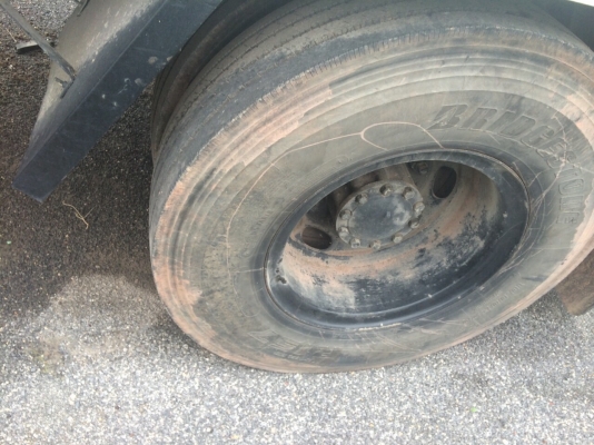 อีซูซุปี53รถสวยพร้อมใช้ตัวไฟตาตั้งเปลี่ยนหัวมา