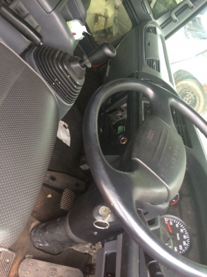 อีซูซุปี53รถสวยพร้อมใช้ตัวไฟตาตั้งเปลี่ยนหัวมา