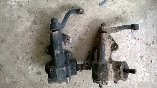 ขายเหมากระปุกพวงมาลัยแบบธรรมดา2ตัว