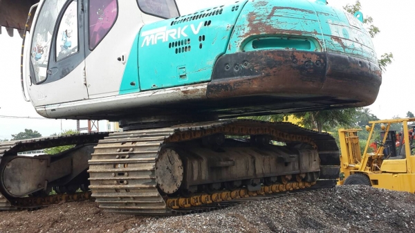 รถแบคโฮ KOBELCO SK200 M5 ช่วงล่างสวยเต็มร้อย รถสวย มีทะเบียนครบ ต่อรองราคาได้.
