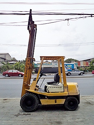 ขายรถยกนิสสัน 1.5 ตัน (รุ่นใหม่-มีหลังคา) เครื่องเบนซิน เกียร์ออโต้ กระบอกคู่ เสาสูง 3 เมตร ยางตันใหม่ พวงมาลัยเพาเว่อร์ สีเดิมจากนอก นำเข้าจากญี่ปุ่น ใช้งานได้ทันที ราคา170000 ขายรถยกนิสสัน 1.5 ตัน (รุ่นใหม่-มีหลังคา) เครื่องเบนซิน เกียร์ออโต้ กระบอกคู่ เสาสูง 3 เมตร ยางตันใหม่ พวงมาลัยเพาเว่อร์ สีเดิมจากนอก นำเข้าจากญี่ปุ่น ใช้งานได้ทันที ราคา170000