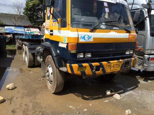 อีซูซุติดแก๊สเครื่อง320ราคาต่อรองได้ครับ