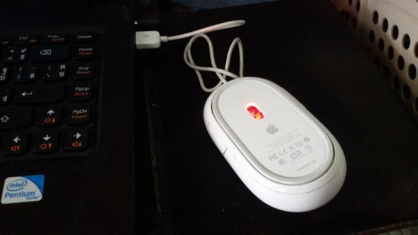 ขาย Apple Magic Mouse มือ2 ใช้งานได้ปกติ สภาสวยมาก 95 เปอร์เซ็นต์ ราคาตัวละ 800 บาทพร้อมส่งทั่วไทย ขาย Apple Magic Mouse มือ2 ใช้งานได้ปกติ สภาสวยมาก 95 เปอร์เซ็นต์ ราคาตัวละ 800 บาทพร้อมส่งทั่วไทย