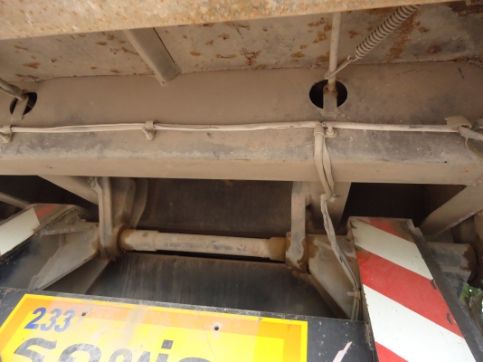 ขายด่วนหาง3เพลาแท้ดรั้มกะบะสามมิตรลอนเฉียงยาว9เมตรปี50 ขายด่วนหาง3เพลาแท้ดรั้มกะบะสามมิตรลอนเฉียงยาว9เมตรปี50