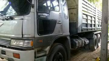 (มี2คัน)10ล้อดั้ม HINO FM3MNKD 240แรง..รถสภาพดี เครื่องเดิม เกียร์เดิม..คันละ1.1 ล้าน