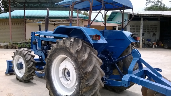 ต้องการขายรถไถ ฟอร์ด 6610 สองเพลาเสื้อลาย ต้องการขายรถไถ ฟอร์ด 6610 สองเพลาเสื้อลาย