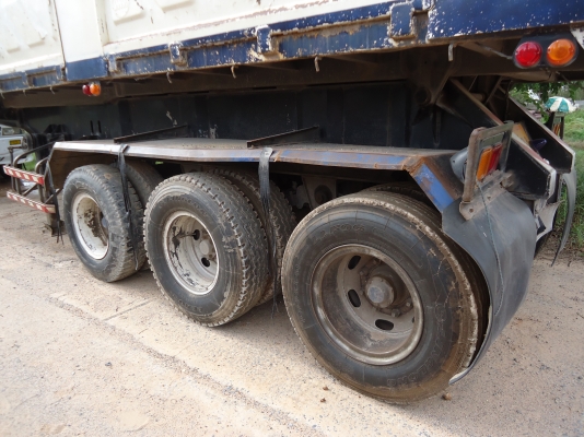 ขายหางลาก3เพลาแท้ดรั้มกะบะสามมิตรลอนเฉียงยาว9เมตรปี50 ขายหางลาก3เพลาแท้ดรั้มกะบะสามมิตรลอนเฉียงยาว9เมตรปี50