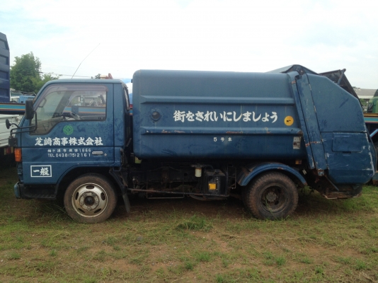 ขายไม่แพงรถเก็บขยะ MAZDA จากญี่ปุ่นพร้อมทะเบียน เครื่อง 4HG1 129 แรงม้าระบบน้ำมัน