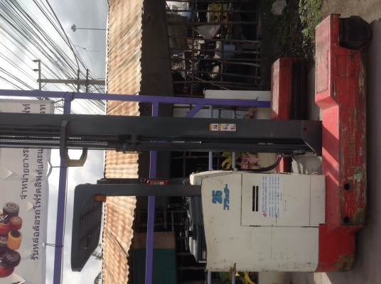 ขายรถไฟฟ้ายืนขับ nichiyu 2.5 รุ่น75ton all way เสา6.5เมตร