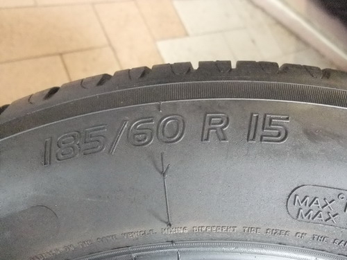 ยาง michelin 185/60/15 ปี12 สภาพสวยๆ ดอกหนามาก