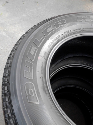 245/70R16 ลายใหม่ สวย BRIDGE STONE DUELER H/T 840 มีชุด 4 เส้น ( ไม่มีปะเลยสักเส้นครับ ) โทร.081-427-3941 245/70R16 ลายใหม่ สวย BRIDGE STONE DUELER H/T 840 มีชุด 4 เส้น ( ไม่มีปะเลยสักเส้นครับ ) โทร.081-427-3941