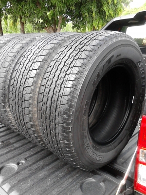 245/70R16  ลายใหม่ สวย BRIDGE STONE DUELER H/T 840 มีชุด 4 เส้น ( ไม่มีปะเลยสักเส้นครับ ) โทร.081-427-3941