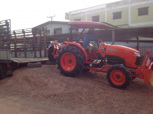 ปัญญาแทรคเตอร์มาแล้ว...จัดมาให้ตามคำเรียกร้อง  คูโบต้า L4708  ผาน6x24 ตราช้าง พร้อมส่งทั่วไทย  จัดส่ง อ.ปัว จ.น่าน