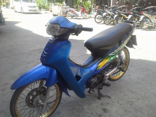 Wave 100 ปี 46 สีน้ำเงิน ล้อทอง มีเล่ม เอกสารครบๆ ราคาถูกมากๆ ทดลองขับได้ทุกวัน Wave 100 ปี 46 สีน้ำเงิน ล้อทอง มีเล่ม เอกสารครบๆ ราคาถูกมากๆ ทดลองขับได้ทุกวัน