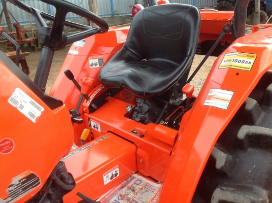 ปัญญาแทรคเตอร์มาแล้ว...จัดมาให้ครับ คูโบต้า L3408ใบมีด โรตาลี่โชคชัย 160 เล่มทะเบียนพร้อม พร้อมส่งทั่วไทย
