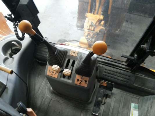 ขาย รถหน้าตักหลังขุด JCB รุ่น3CX
