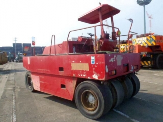 รถบด 7 ล้อยาง SAKAI T2 (สนใจ โทรสอบถาม)