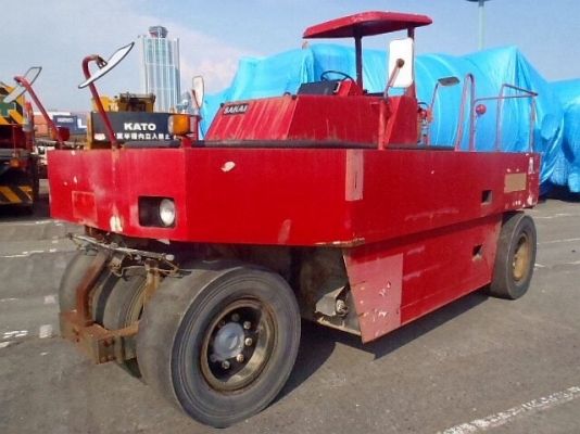 รถบด 7 ล้อยาง SAKAI T2 (สนใจ โทรสอบถาม)