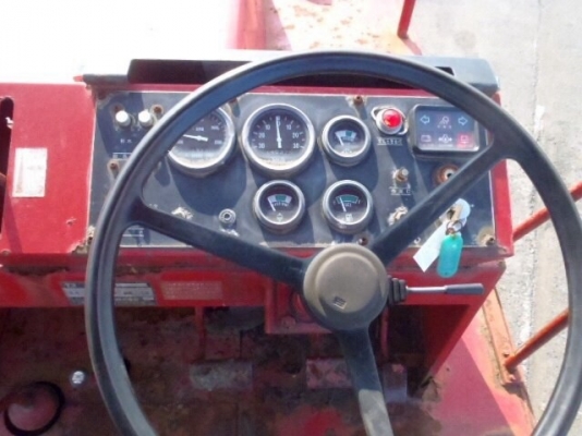 รถบด 7 ล้อยาง SAKAI T2 (สนใจ โทรสอบถาม)