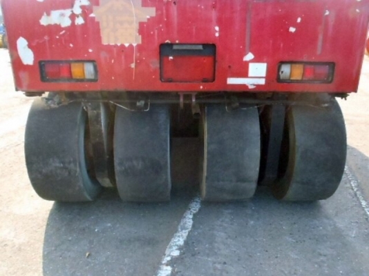 รถบด 7 ล้อยาง SAKAI T2 (สนใจ โทรสอบถาม)