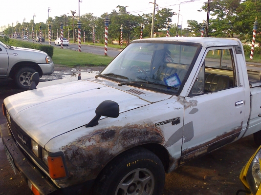 ขาย datsun 720 ราคา48000 สวยๆ