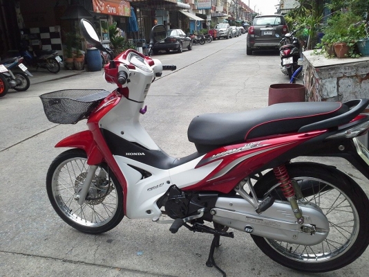 Wave 110 i ปี 56 สตาร์ทมือ สีแดง ขาว รถสวยมาก ชุดสีไม่มีรอย เครื่องเดิม แน่นๆ มีเล่ม เอกสารครบ Wave 110 i ปี 56 สตาร์ทมือ สีแดง ขาว รถสวยมาก ชุดสีไม่มีรอย เครื่องเดิม แน่นๆ มีเล่ม เอกสารครบ